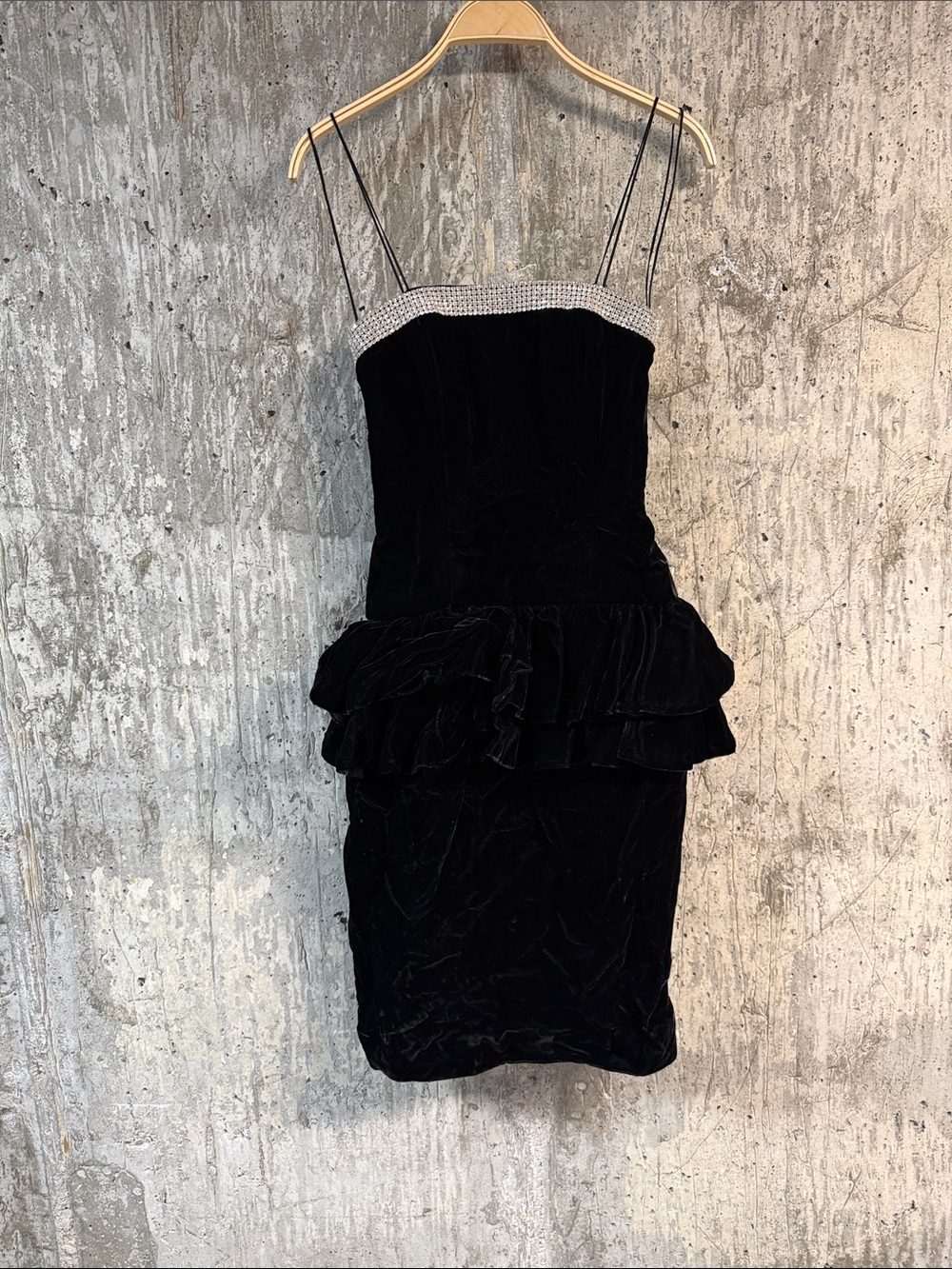 AFTER FIVE BY JULIE DUROCH Women's Vintage Black Velvet Cocktail Dress Size 2